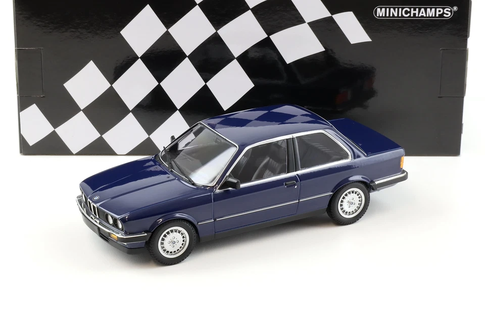 155026009 BMW 323i E30 Saturn Blue Minichamps 1/18