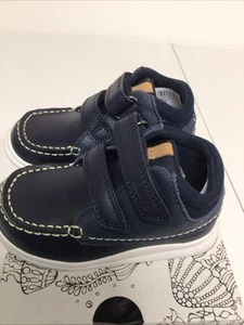 Clarks Crest Tuktu Toddler Navy Shoe Size 5.5G - Picture 1 of 4