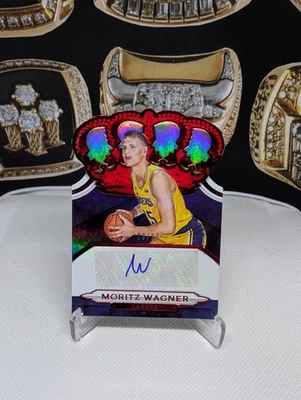 2018-19 Panini Crown Royale Moritz Wagner Crown Rookie Auto Red 29/99 Lakers - Bild 1 von 3