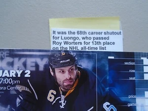 Roberto Luongo 68th NHL Shut-Out passed Ray Worters for 13th place on the NHL + - Picture 1 of 3