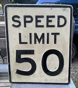 "Limite di velocità vintage 50 segnaletica stradale o stradale in metallo spesso in rilievo 24"" x 30" - Foto 1 di 7