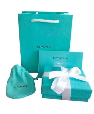 Tiffany & Co Gift Packaging Jewellery Box Velvet Pouch Gift Bag Ribbon & Cloth - Image 1 of 2