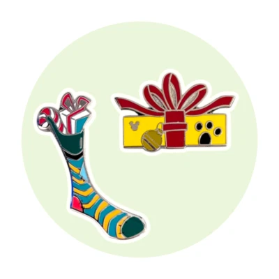 Pluto Disney Pin: Christmas Stocking and Present Gift Box - Изображение 1 из 4