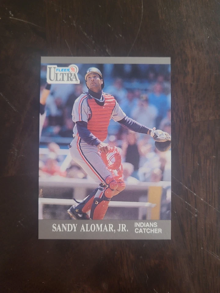 1991 Fleer Ultra Sandy Alomar Jr. #105 Cleveland Indians - Image 1 of 1