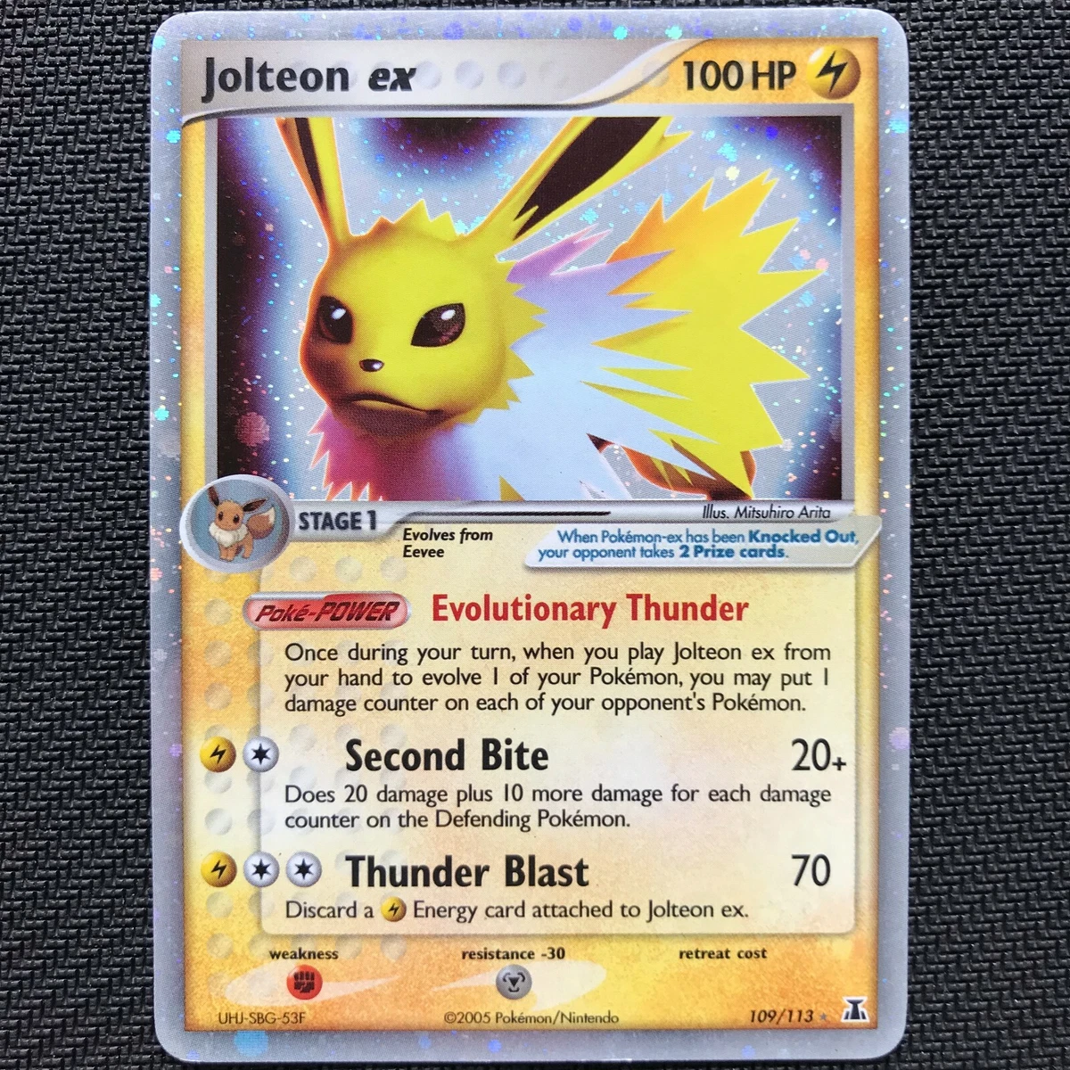 Jolteon Pokémon TCG EX Delta Species Individual Collectible Card