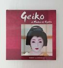 Geiko And Maiko Of Kyoto By Robert Van Koesveld