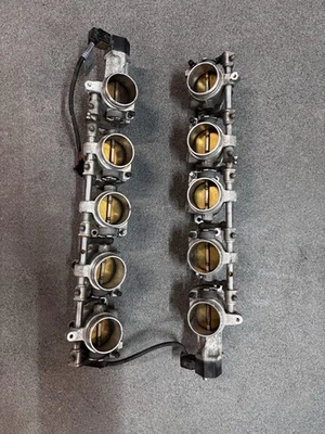 2006-2010 BMW M5 M6 (E60 E63) 5.0L S85 V10 ДВИГАТЕЛЬ ДРОССЕЛЬНАЯ ЗАСЛОНКА КОРПУС В СБОРЕ КОМПЛЕКТ-10 - Изображение 1 из 4