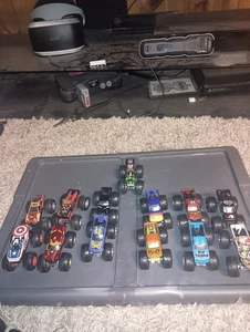 Hot Wheels MONSTER JAM 1/64 Lot Of 13 Grave Digger Captain America Ironman  - Picture 1 of 9