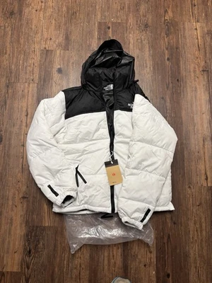 The North Face 1996 Retro Nuptse 700 Men's Down Puffer Jacket Size L, Large - Image 1 of 3