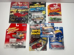 RACING CHAMPIONS, HOT WHEELS LOT OF 7 DODGE DAYTONA / SUPERBIRD NASCAR NEW MOC - Picture 1 of 15