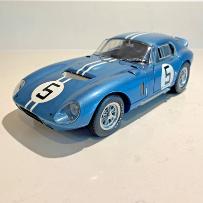 Carro modelo raro Exoto Racing Legends Cobra Daytona Blue Coupe #5 escala 1:18 1/18 - Imagem 1 de 4