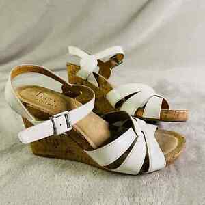 boc Shoes Womens Size 8 White Strap Wedge Sandals Summer Beach Wedding Vacation