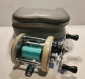 USA Shakespeare Executive Free Spool No.1992 Model QU Mk-1,Case,Free Fast Ship - Picture 1 of 11