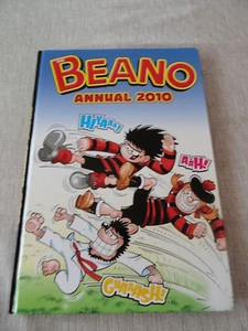 Dandy Beano and Scoobydo Annuals - Picture 1 of 3