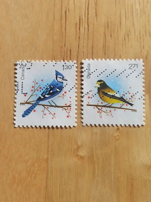 Canada, two winter postal stamps with birds, 2022 Foto 1 de 4