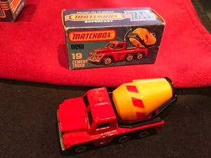 Matchbox SUPERFAST #19 Cement Truck EXCELLENT IN BOX - Picture 1 of 11