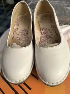 VERPACKTE DR MARTENS CHRISTINA WEISSE LEDER SLIPPER GRÖSSE 7 - Bild 1 von 14