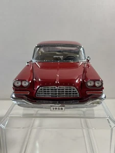 Chrysler 300D Sport Coupé Danbury 1958 como nuevo escala 1:24 modelo diecast nuevo en caja - Imagen 1 de 18
