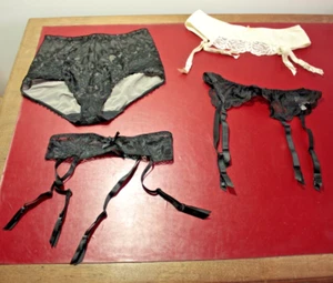 3 x vintage ladies suspender belts size 10 - Picture 1 of 13
