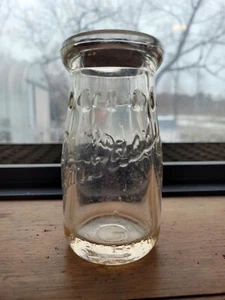 Embossed Half Pint Milk Bottle Embassy Dairy Farm Washington DC - Picture 1 of 12