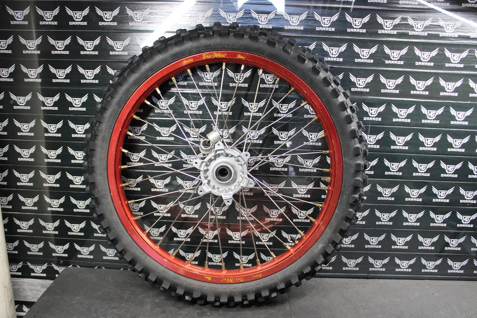 Yamaha YZ250F 2006 YZ426F YZ450F rueda profesional roja OEM buje llanta delantera neumático Foto 1 de 4