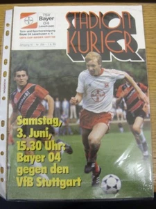 03/06/1989 Bayer Leverkusen v Stuttgart . Faults with this item should have alr - Picture 1 of 1