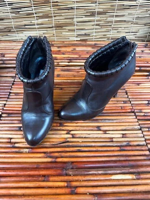 Botas stiletto femininas BRIAN ATWOOD couro marrom tamanho UE 36,5 EUA 5,5 - Imagem 1 de 4