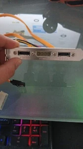 Dual SATA a ESATA + Slot per cavo di potenza IDE a 4 pin 30 cm - Foto 1 di 2