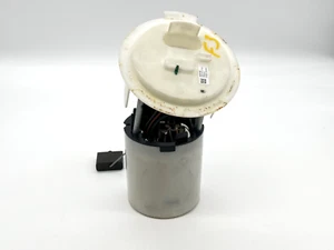 2008–2011 MERCEDES C300 C350 W204 RIGHT FUEL FEED UNIT PUMP A2044700794 OEM - Picture 1 of 6