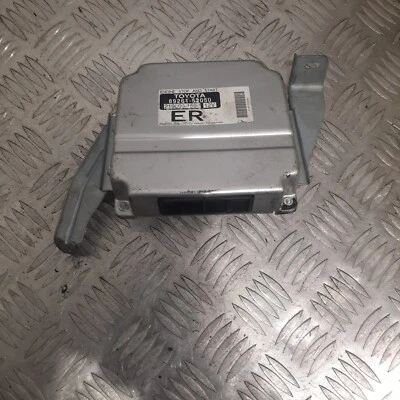 Toyota Yaris 2010 1,3 gasolina MK2 XP90 motor parada arranque ecu 89261-52050 #9 Foto 1 de 3