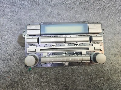 2004-07 QX56 Armada Titan receptor de rádio CD player placa frontal controles de painel - Imagem 1 de 3