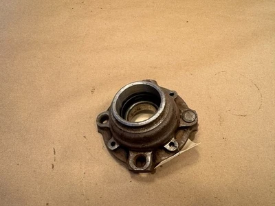 Ступица подшипника заднего дискового колеса MG Midget Austin Healey Sprite с длинными заклепками MOWOG от оригинального производителя - Изображение 1 из 4