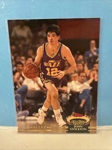 1992-93 Topps Stadium Club - Members Choice John Stockton #200 - Picture 1 of 2