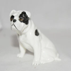 Royal Worcester England English Bulldog Dog Figurine 2945 Doris Lindner - Picture 1 of 1