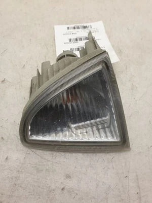 12-14 TOYOTA PRIUS C DRIVER SIDE FRONT PARK LIGHT ASSEMBLY  - Image 1 of 4