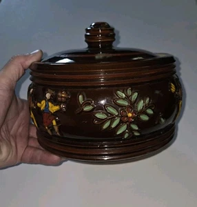 Vintage Large red wing Stoneware casserole of course serving dish Two people... - Picture 1 of 11
