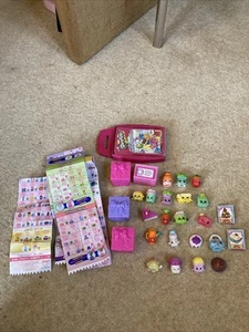 SHOPKINS BUNDLE INC FIGURES X 20, BOXES & TOP TRUMP CARDS - EXCELLENT CONDITION - Picture 1 of 3
