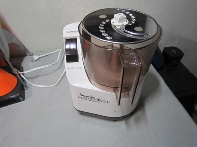 Working LM2 Moulinex La Machine II Food Processor w Slicer Disc No Lid - Image 1 of 4