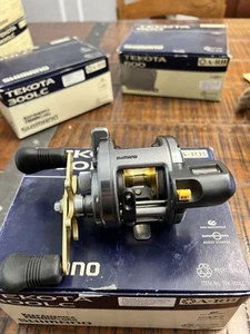 Shimano TEK300LC Tekota 300 Fishing Reel - Picture 1 of 4
