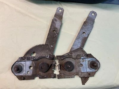 66 67 Chevelle GTO 442 Cutlass 2 puertas POST cuarto trasero ventana reguladores de vidrio Foto 1 de 4