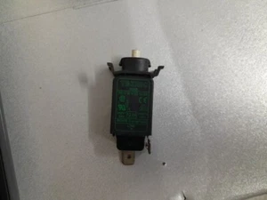 TEKNIC / ALTECH TR11-W-Y-63 12,0A Überspannungsschutzschalter  - Bild 1 von 1