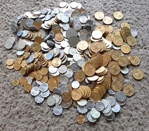 ISRAEL COINS HUGE LOT. 4LB. 1970,s MOSTLY XF CONDITION. - Picture 1 of 2