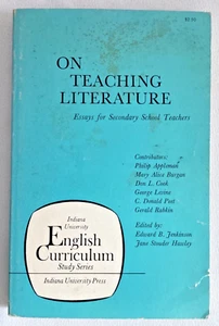 🍒 On Teaching Literature Essays for Secondary School Teachers Vintage 1974 🍒 - Bild 1 von 4