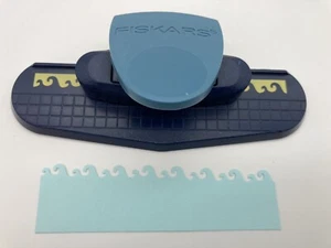 Fiskars Welle Brandung Ozean Strand Sammelalbum Papier Rand Stanzer Bordüre - Bild 1 von 5