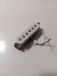 Single Coil Strat Pickup - With Springs and Screws UNBRANDED - Picture 1 of 4