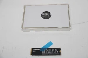 Samsung 990 PRO 2 TB SSD interne NVMe/PCIe M.2 PCIe NVMe 4.0 x4 au dtail MZ-V9P2 - Photo 1/2