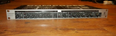 Behringer Composer MDX 2100 Stereo Gate/Compressor/Limiter - Bild 1 von 2