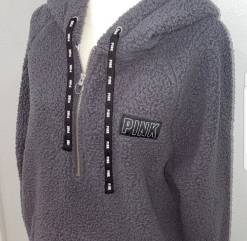 UNDERCOVER Felpa con cappuccio sherpa rosa Victoria Secrets