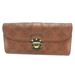 LOUIS VUITTON Mahina Clutch Amelia Bifold Long Wallet M58124 - Picture 1 of 9