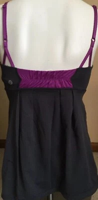 Camiseta sin mangas Lululemon para mujer sujetador de yoga gris y púrpura talla 4 Foto 1 de 4